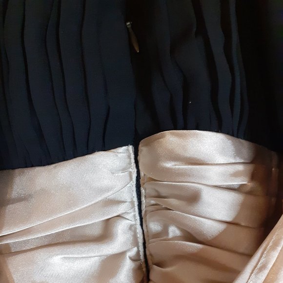 Dressbarn Collections NWT Size 4 - Picture 8 of 8